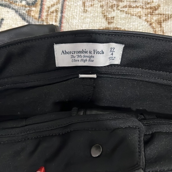 Abercrombie 90’s Straight Ultra High Rise Leather Pants - Picture 3 of 3